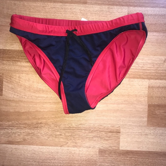 TYR guard suit - Picture 3 of 3